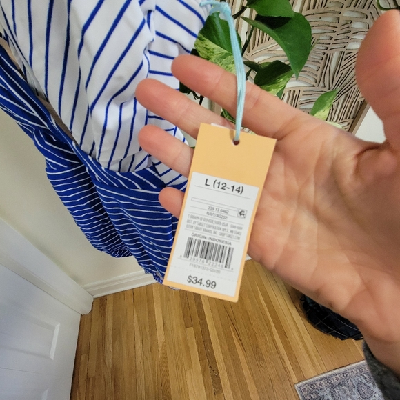 NWT striped bathing suit - Picture 3 of 12